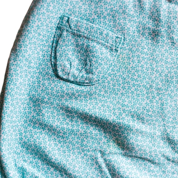 4/25$ | Carter's | Green Onesie with Cute Bow - Picture 4 of 7